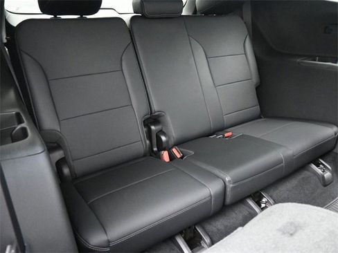 New 2026 Buick Enclave Preferred w/ Power Package image 18