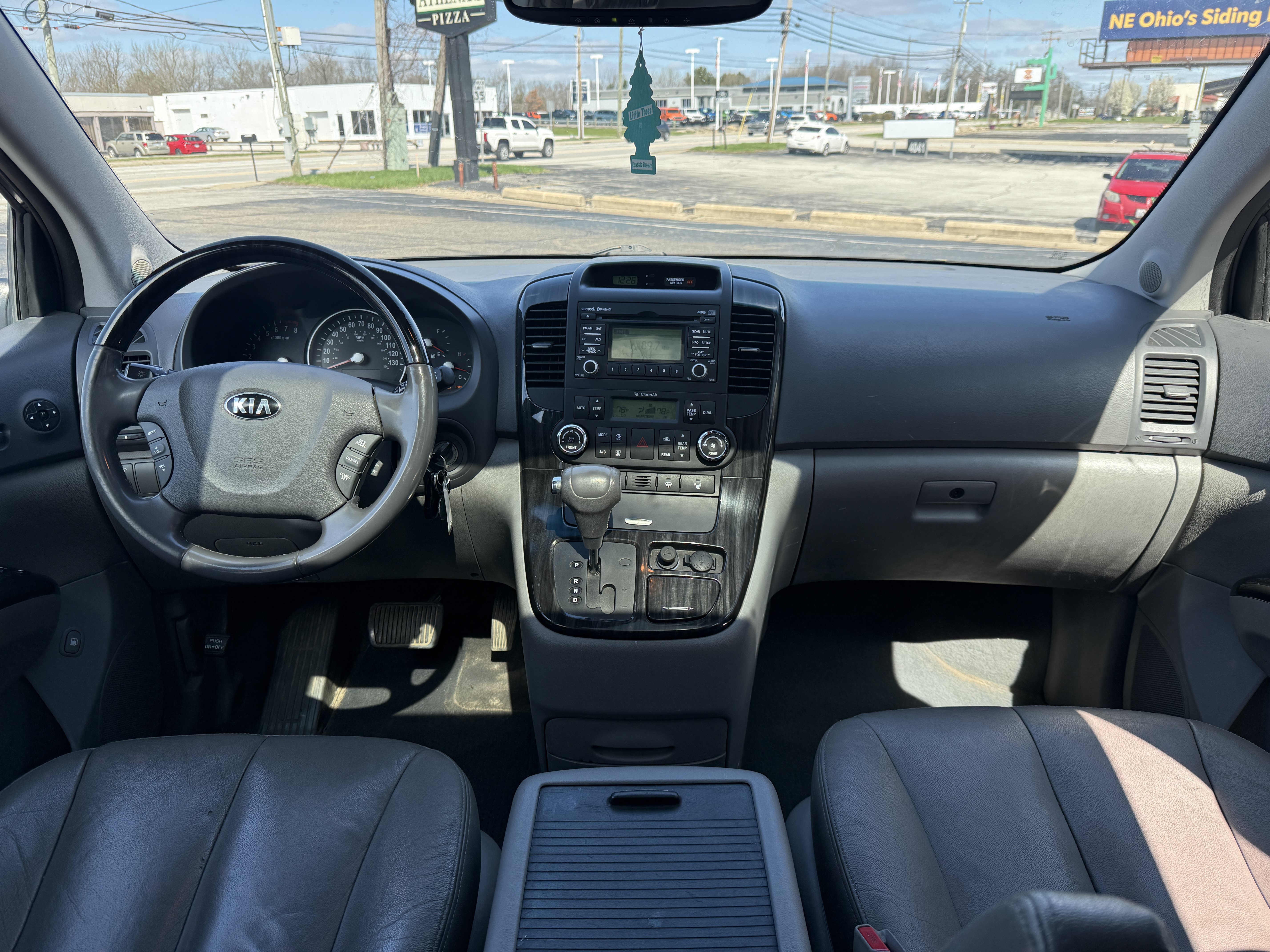 Used 2014 Kia Sedona EX w/ Luxury Package FWD image 19