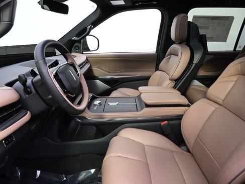 New 2026 Lincoln Navigator L Black Label image 13