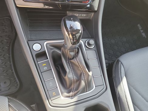 New 2026 Volkswagen Jetta SEL image 27