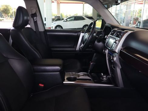 Used 2018 Toyota 4Runner Limited AWD/4WD image 49