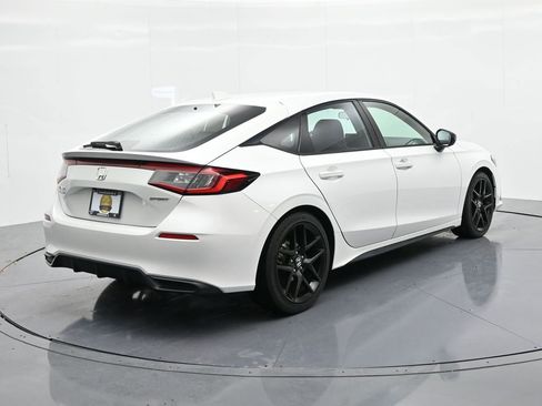 Used 2022 Honda Civic Sport image 6