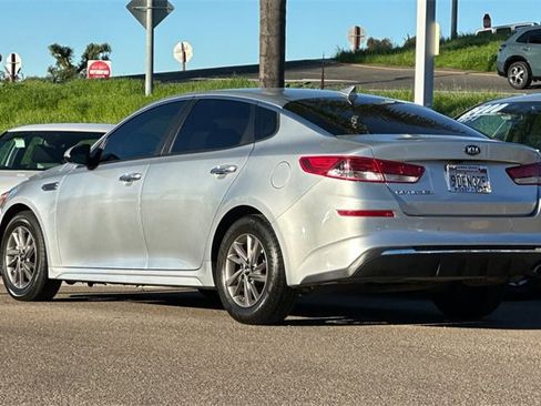 Used 2020 Kia Optima LX image 8