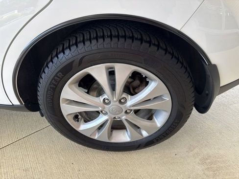 Used 2015 Kia Soul + FWD image 33