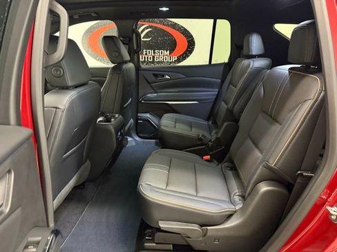 New 2026 Chevrolet Traverse High Country image 16