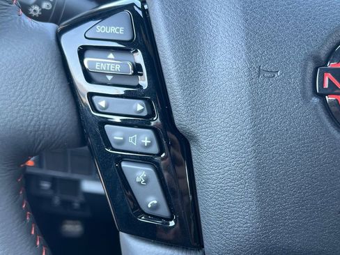 New 2026 Nissan Frontier PRO-4X w/ Pro-4x Convenience Package image 11
