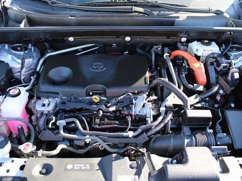 Used 2020 Toyota RAV4 Limited image 15