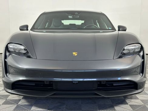 Used 2020 Porsche Taycan 4S w/ Premium Package image 17