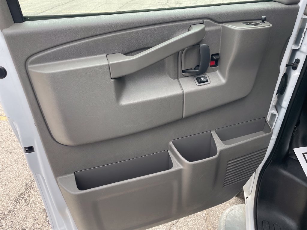 Used 2024 GMC Savana 2500 w/ Driver Convenience Package RWD image 13