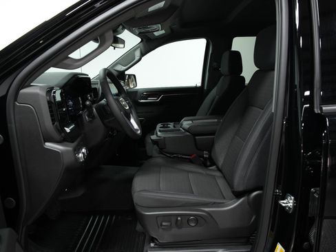 New 2026 GMC Sierra 1500 Elevation image 24