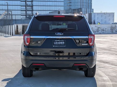 Used 2018 Ford Explorer Base image 6
