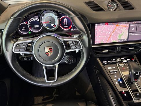Certified 2021 Porsche Cayenne Coupe AWD/4WD image 35