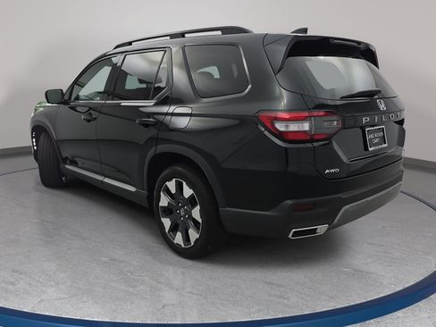 Used 2026 Honda Pilot Elite image 7