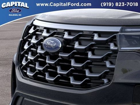 New 2026 Ford Explorer Platinum w/ LUX Leather Package AWD/4WD image 17