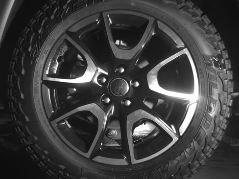 Used 2025 Jeep Compass Trailhawk AWD/4WD image 14