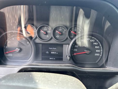 Used 2019 GMC Sierra 1500 4x4 Crew Cab w/ Convenience Package image 12