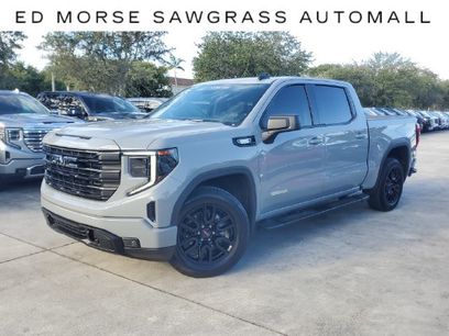 Used 2024 GMC Sierra 1500 Elevation w/ LPO, Elevation Black Package