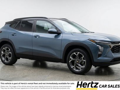 Used 2025 Chevrolet Trax LT