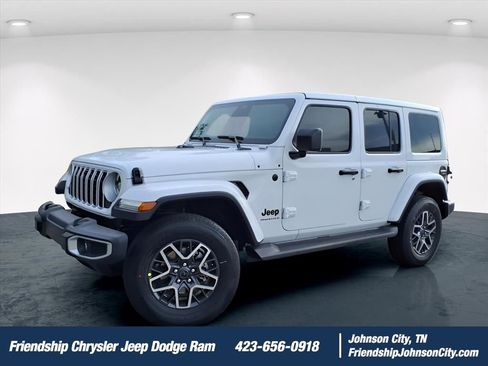 New 2026 Jeep Wrangler Unlimited Sahara AWD/4WD image 1