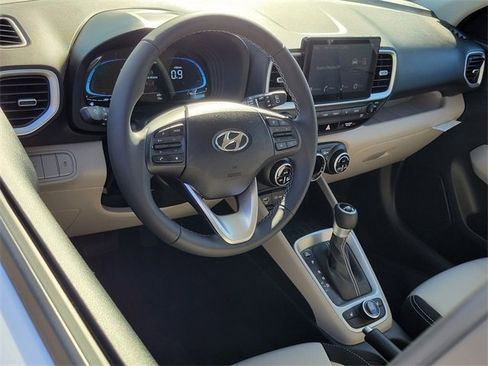 New 2026 Hyundai Venue SEL image 3