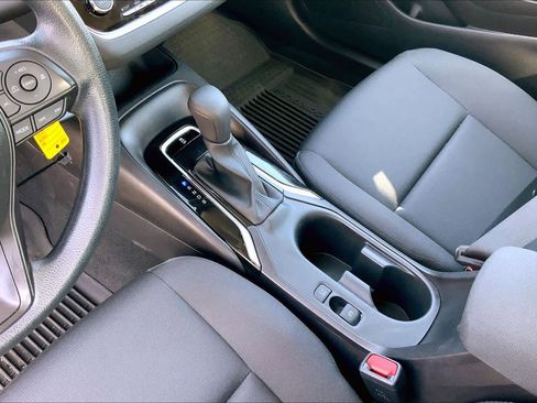 Certified 2025 Toyota Corolla LE FWD image 15
