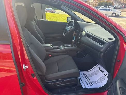 Used 2022 Honda HR-V Sport image 13