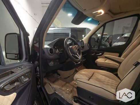 Used 2019 Mercedes-Benz Sprinter 170 Cargo image 29