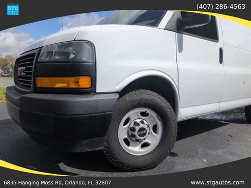 Used 2020 GMC Savana 2500 Regular Van 3D w/ Driver Convenience Package image 10