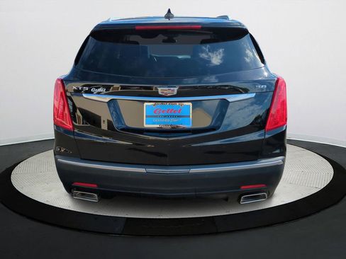 Used 2018 Cadillac XT5 Luxury w/ Driver Awareness Package image 5