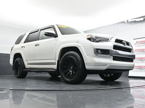 Used 2017 Toyota 4Runner Limited image 32