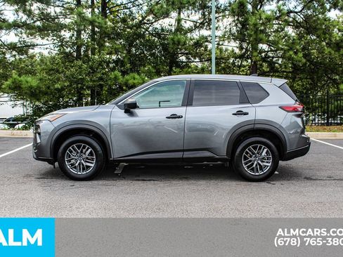 Used 2024 Nissan Rogue S FWD image 6