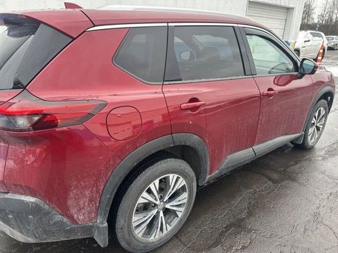 Used 2021 Nissan Rogue SV w/ Premium Package image 7