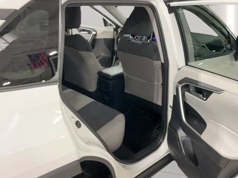 Used 2024 Toyota RAV4 XLE w/ Weather Package AWD/4WD image 18