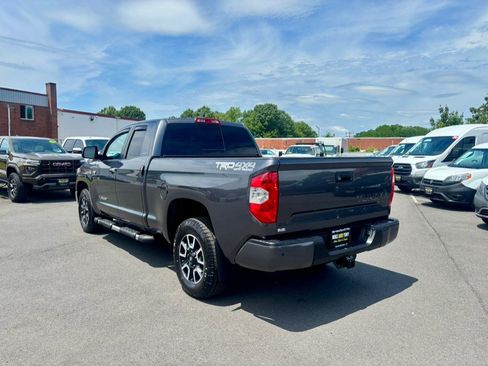 Used 2020 Toyota Tundra Limited w/ Limited Premium Package AWD/4WD image 6