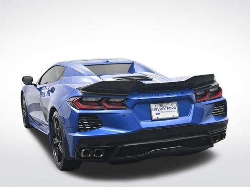 Used 2022 Chevrolet Corvette Stingray Premium Conv w/ Z51 Performance Package RWD image 9