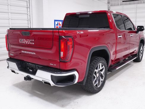 Used 2023 GMC Sierra 1500 SLT AWD/4WD image 5