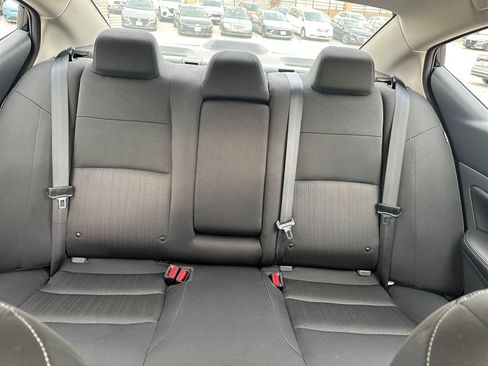 Used 2025 Nissan Altima 2.5 SV image 36