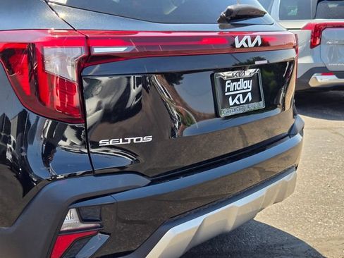 Used 2024 Kia Seltos EX AWD/4WD image 6