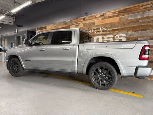 Used 2020 RAM 1500 Laramie AWD/4WD image 11