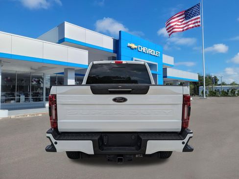 Used 2021 Ford F250 Lariat w/ Lariat Ultimate Package AWD/4WD image 7