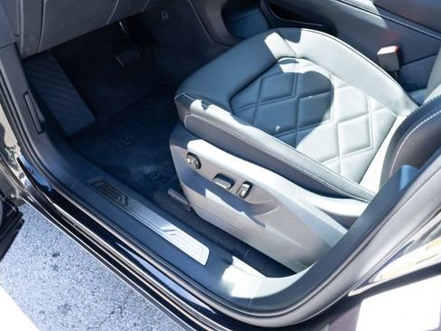 Certified 2025 Volkswagen Atlas SE image 29