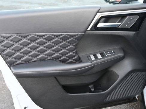 Used 2024 Mitsubishi Outlander SEL image 22