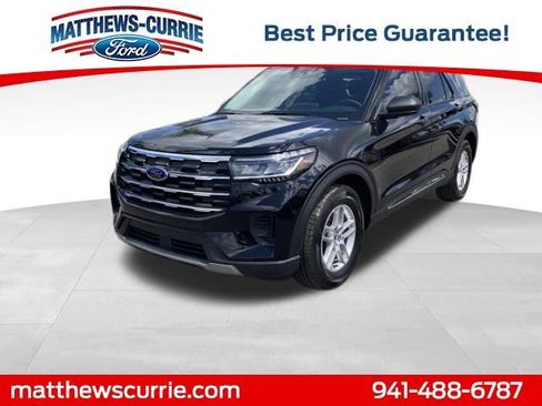 New 2025 Ford Explorer Active image 7