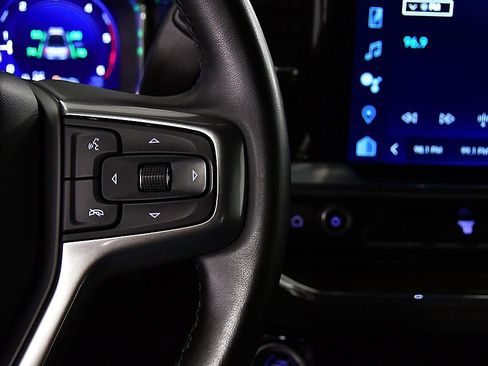 Used 2024 Chevrolet Silverado 2500 LT image 22