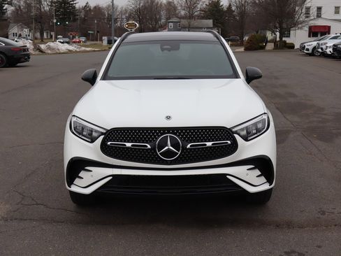 Used 2024 Mercedes-Benz GLC 300 4MATIC w/ AMG Line image 2