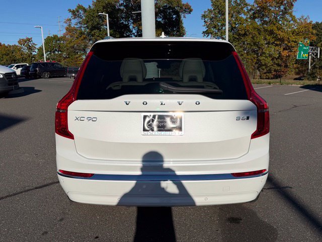 Used 2023 Volvo XC90 B6 Plus w/ Protection Package AWD/4WD image 6