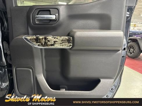 Used 2021 Chevrolet Silverado 1500 Custom Trail Boss w/ Realtree Special Edition AWD/4WD image 36