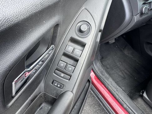 Used 2015 Chevrolet Trax LT w/ LPO, Protection Package FWD image 9