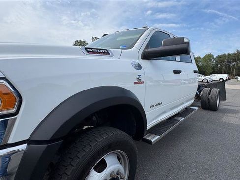 Used 2019 RAM 5500 Tradesman w/ Max Tow Package AWD/4WD image 14