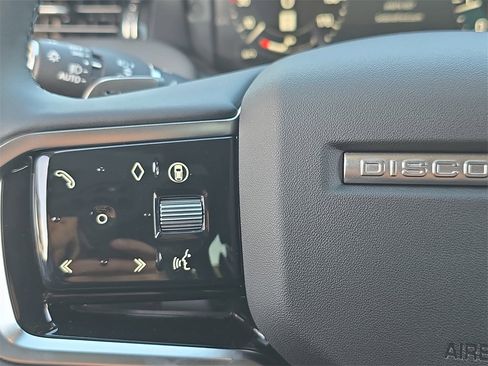 New 2026 Land Rover Discovery Sport Landmark image 19